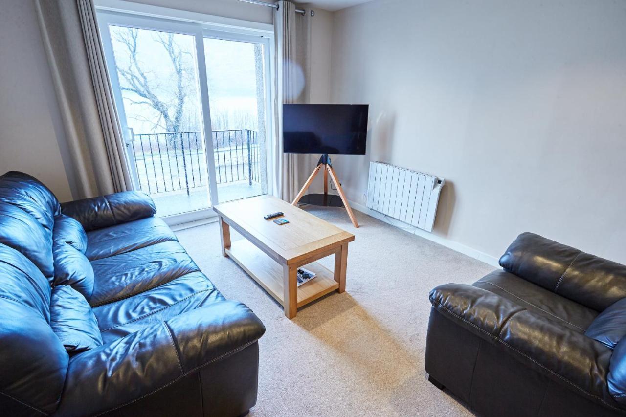 Etive, Beautiful Lochside Apartment With Balcony Fort William Exteriör bild